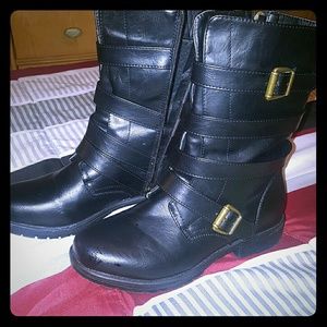 Perfect Black Boot
